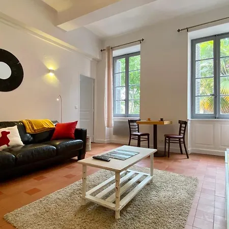 דירה 60m2 Centre קרקסון