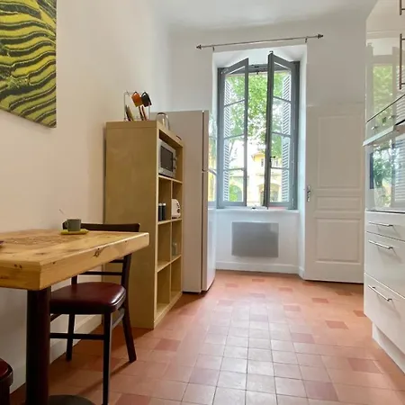 60m2 Centre דירה קרקסון